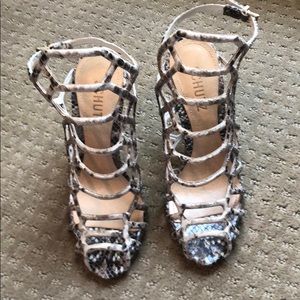 Never used Schutz heels